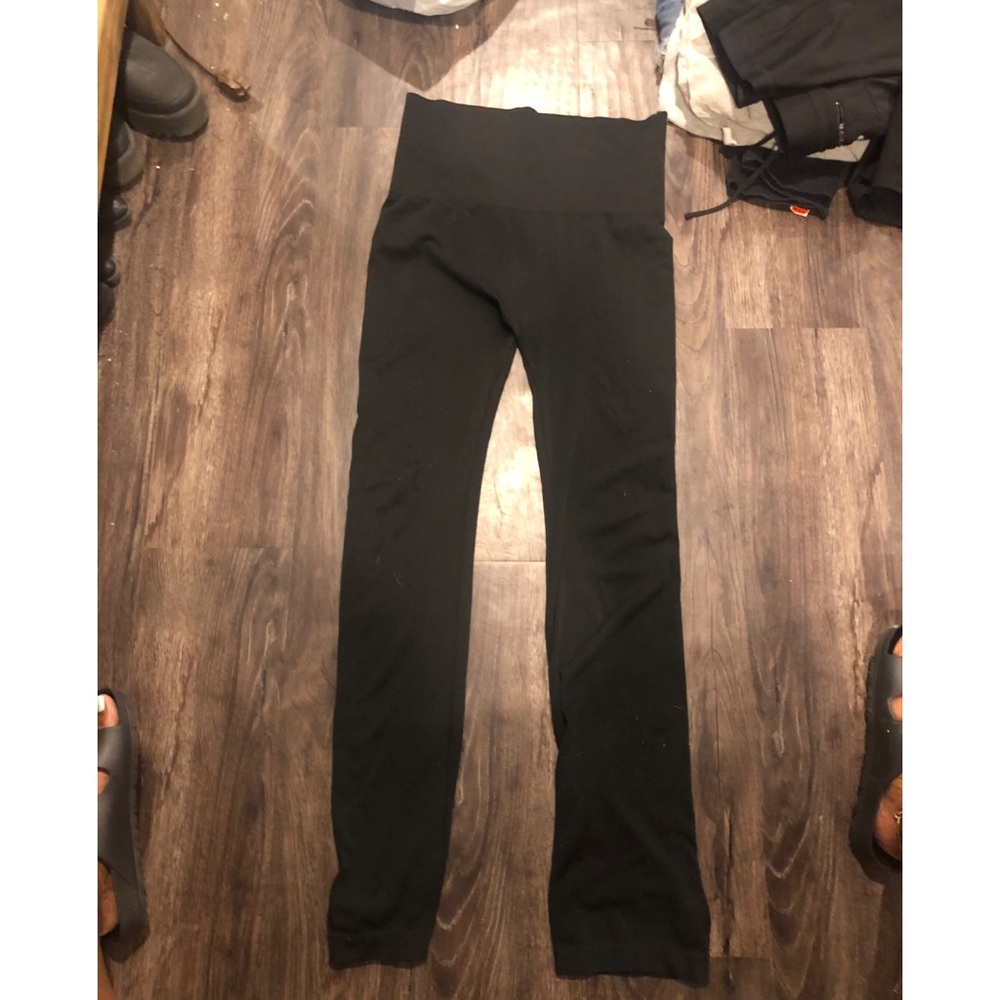 Straight Leg Black leggings SZ medium
